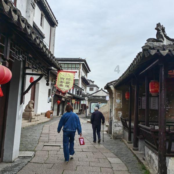 花千骨中魔君因花千骨大战白子画的是哪集游戏画面